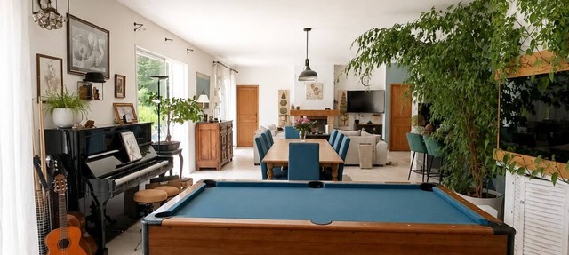 Charming air-conditioned villa in the vineyards, close to the beach in Roquefort-la-Bédoule