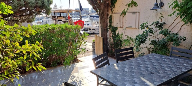 Charming accommodation in the cogolin marines, saint tropez 10 minutes away in Cogolin