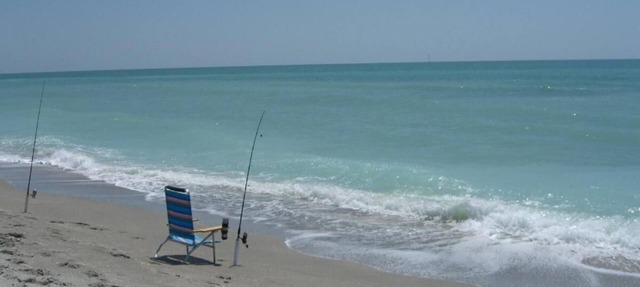 Charming Captiva Cottage with private pool, 300 steps from beach in Captiva Island