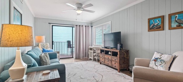 Charming Cherry Grove 2BR w/Relaxing Pool & Stunning ocean view in North Myrtle beach