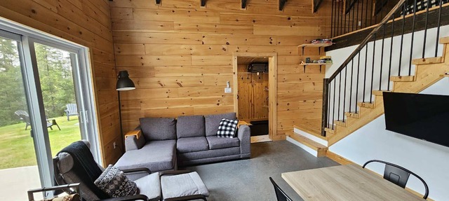 Comfort and River - Le Hamac in Saint-David-de-Falardeau