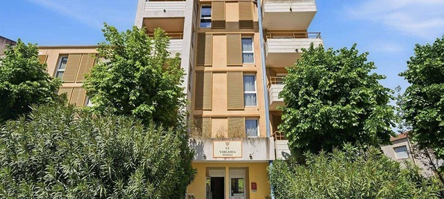 Convenient Riviera Retreat with pool in Grasse