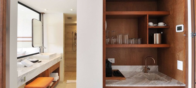 Corazon Cabo Villas 2-bedroom hotel suites with AC in welcoming Cabo San Lucas in Cabo San Lucas