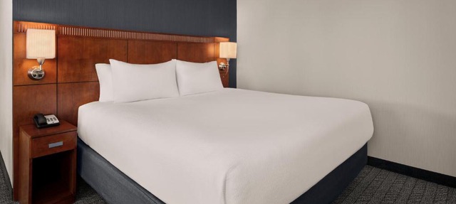 Courtyard by Marriott Halifax Downtown in Halifax