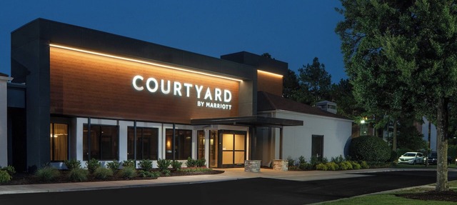 Courtyard by Marriott Memphis East/Park Avenue in Memphis