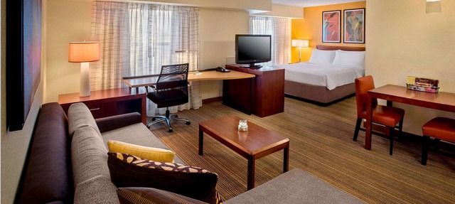 Discover Lehigh Valley Attractions w/Parking & Seasonal Pool, Free Breakfast in Bethlehem