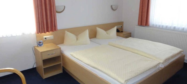DR 19 Standard with city view - Hotel garni Meeresgruß *** in Sassnitz