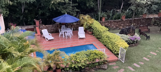 EL RETIRO ACCOMMODATIONS, APARTMENT 103: TELEWORKING, SWIMMING POOL, AND GARDENS. in Barichara