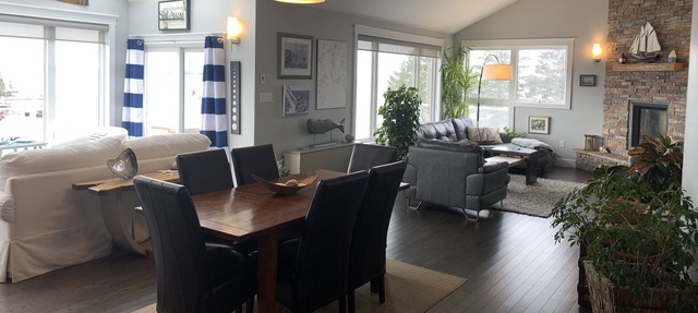 Enjoy oceanfront living at its best!! in Hacketts Cove