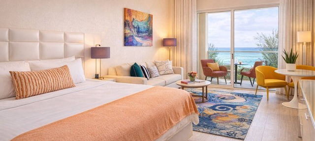 Explore Rockley Beach! Free Breakfast, Wi-Fi and Beach Sunbeds, Swimming Pool! in Bridgetown