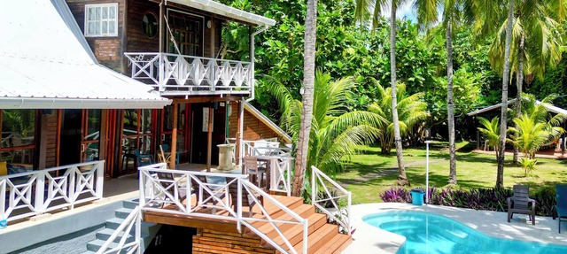 Family & Group Villa - New Pool - Private Yard - Walk to the Beach in San Andrés y Providencia
