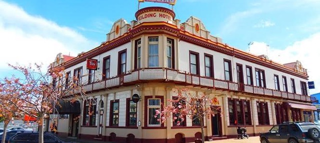 Feilding Hotel in Feilding