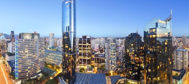 MAJOR INTERNATIONAL SPORTING EVENT dates available: 1 Bedroom hotel suite sleeps 4, in the heart of downtown in Vancouver