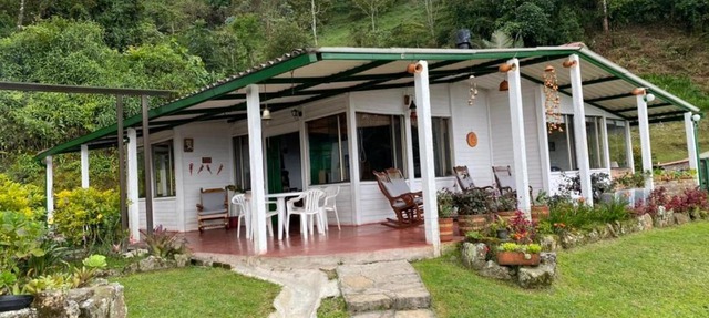FINCA SANTAMARIA DE AGUABLANCA VEREDA Santa Ines in Sasaima