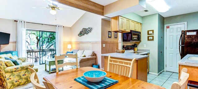 Forest Ridge Dr in Fernandina Beach