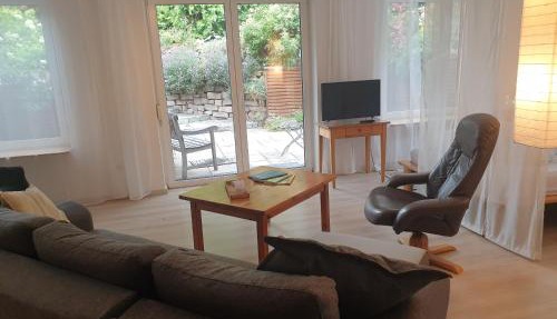 Friedland Luxe Souterrain Doppelbettzimmer in Friedland