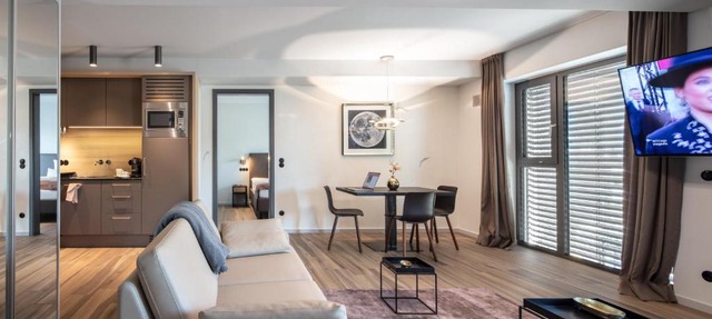 Golden Ball, Exclusive Serviced Apartments Munich in Munich