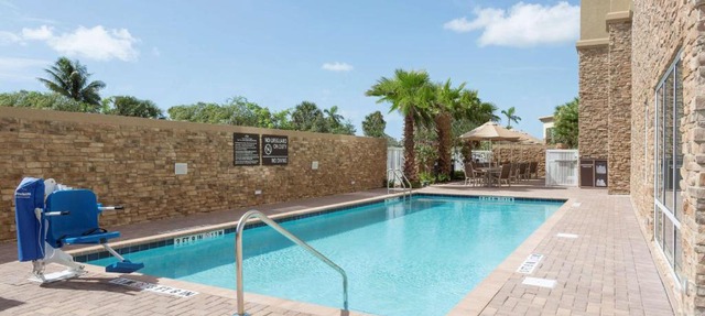 Hampton Inn Fort Lauderdale Pompano Beach in Pompano Beach