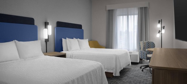 Hampton Inn & Suites Laurel, MS in Laurel