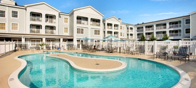 Hampton Inn & Suites Outer Banks/Corolla in Sanderling