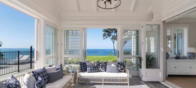 Hampton on View, Luxury Clifftop in Campbells Bay in Auckland