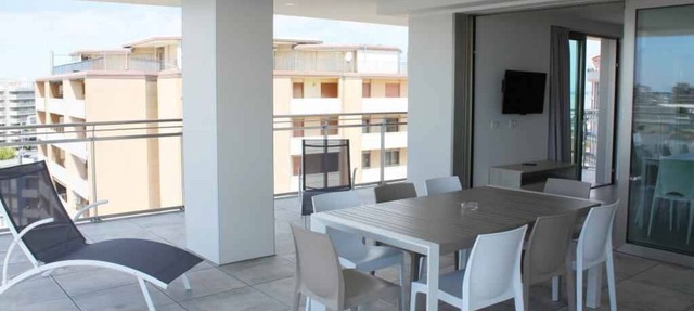 Holiday apartment with balcony and air conditioning in Lignano