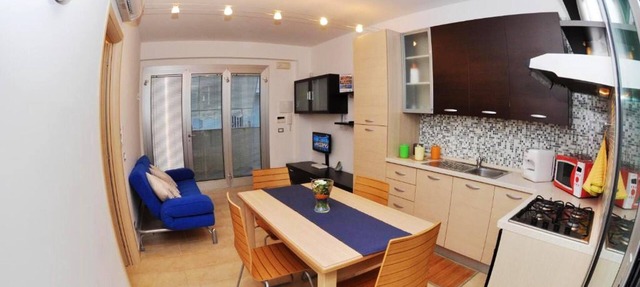Homerez - 100 m away from the beach! Appartement for 4 ppl. at Punta Secca in Punta Secca