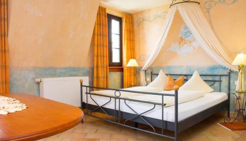 Hotel Casa Rustica - Eintrittskarten für den Europapark erhalten Sie garantiert über uns! in Rust