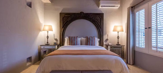 HOTEL NOI 1860: LUXURY HOUSE CARTAGENA DE INDIAS - King bed in Cartagena de Indias