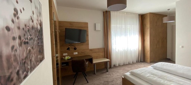 Hotel-Pension Scharl am Maibaum in Eitting