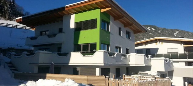 House Sabrina -Garconniere! Only 300m from the Hochzillertal/Kaltenbach valley run! in Schwaz