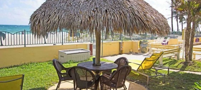 King Studio with Sofa Sleeper, Full Kitchen,Ocean Views in Pompano Beach