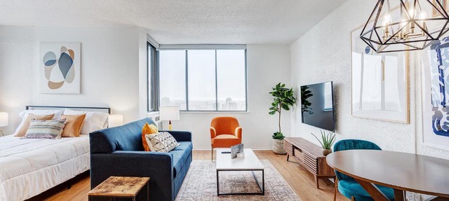 LaCité Cozy Apartment Close to Central Montreal in Montreal