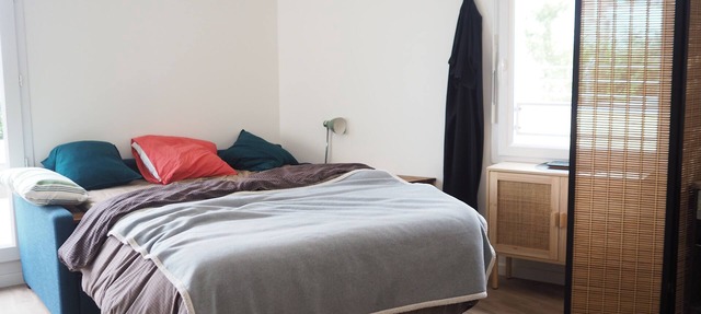Large studio with direct access to Paris in Noisy le Sec