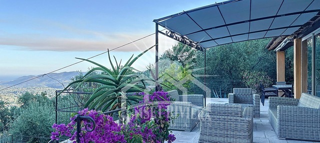 LES OLIVIERS Villa for 6 By Sunset in Grasse