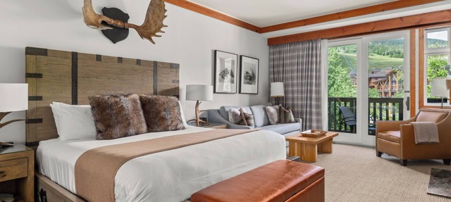 Lodge At Spruce Peak Studio Third Floor Newly Renovated Great Spruce Peak Views Sleeps 4 in Stowe