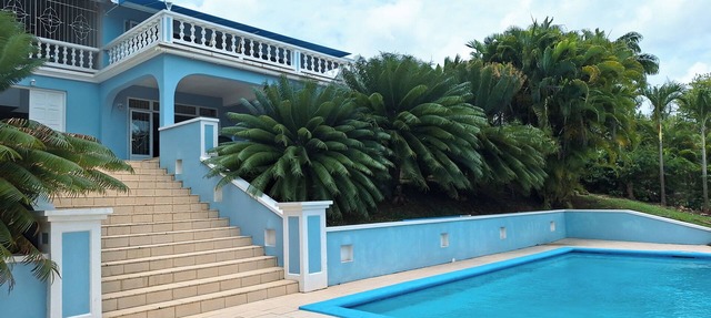 Luxurious and spacious Caribbean Villa with large private pool in Gros Islet