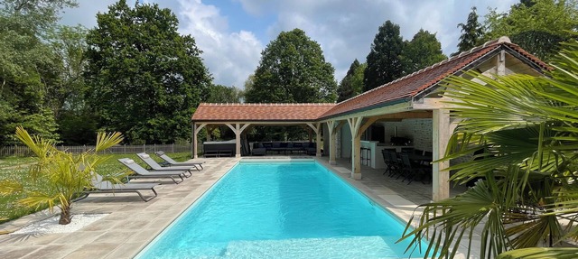 Luxurious longère villa, SPA pool between Montfort l'Amaury and Rambouillet in Bourdonné