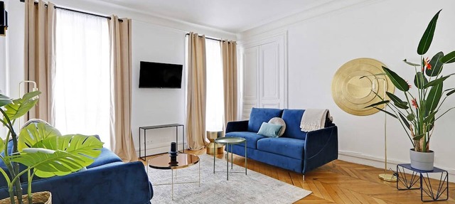 Luxury 4BR Apartment - Arc de Triomphe in Paris