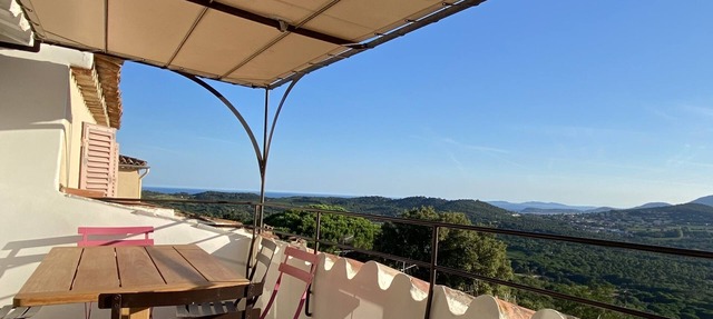 Maison de Village Avec vue Exceptionnelle, Presqu'île de Saint Tropez in Gassin