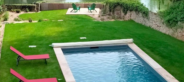 Maison familiale près du Zoo de la Flèche avec piscine chauffée, jardin et cheminée in Bazouges-sur-le-Loir