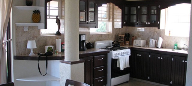 Maya's Bajan Villas - Unit B in Oistins