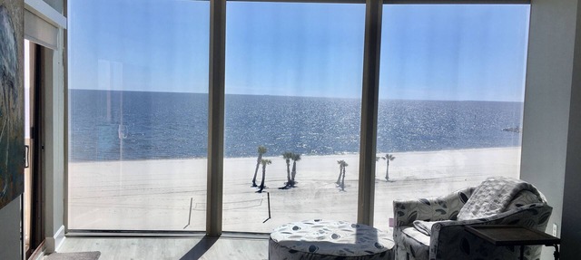 Million Dollar Views. Direct Beachfront 5th. Floor Center Unit at Seabreeze. in Biloxi