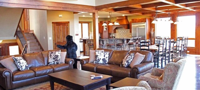 Mountaintop Lodge with Wintergreen Advantage in Wintergreen