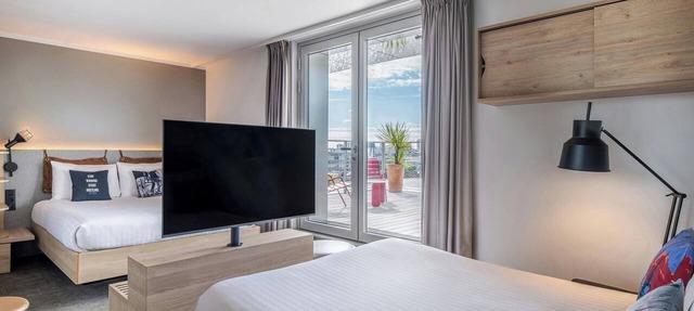 Moxy Bordeaux Hotel in Bordeaux