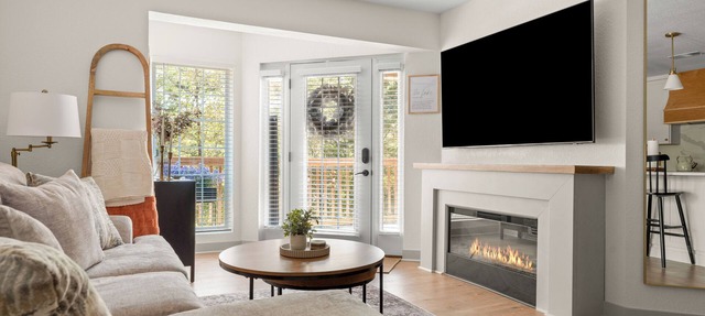 NEW Lakefront 2-bedroom condo on Beautiful TRL in Kimberling City