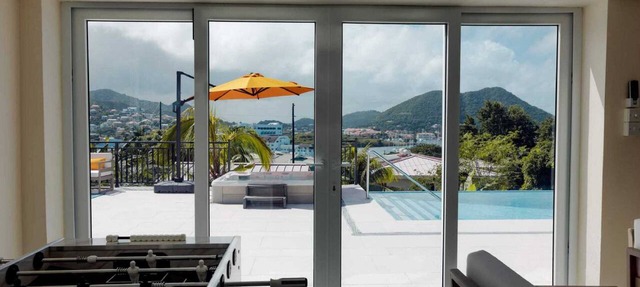 Oasis with Pool, Hot Tub & Sauna in Rodney Bay