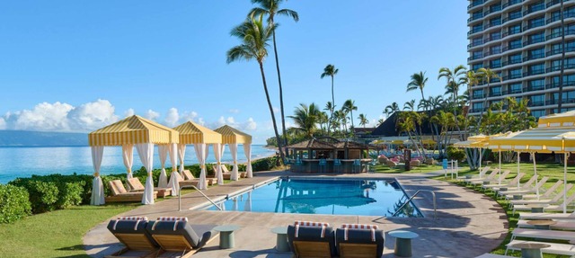 Oceanfront Bungalow + Tennis and Watersports in Lahaina