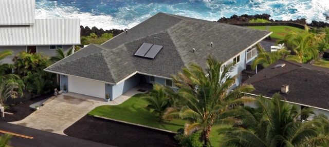 Oceanfront Home w/Private Pool. USA Military & Fire - Repeat Guest Discount! in Pahoa