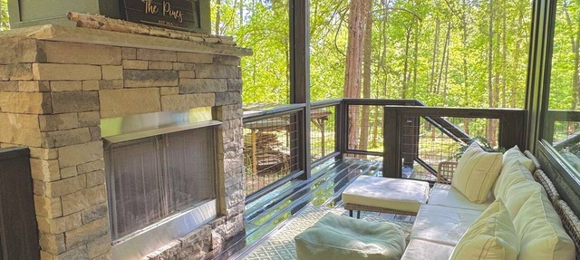 Peaceful Vibe, Modern Cabin - 10 mins from Tryon International Equestrian Center in Rutherfordton